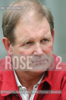 British childrens writer Michael Morpurgo at the Edinburgh International Book Festival 2003...Copyright©Pascal Saez.Pascal Saez/Writer Pictures/Rosebud2