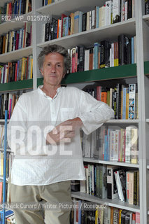 UK writer and poet Blake Morrison, pictured at The Movement Reconsidered Event at The LRB Bookshop London Wc1. 02 June 2009. ..copyright©Nick Cunard/Writer Pictures/Rosebud2