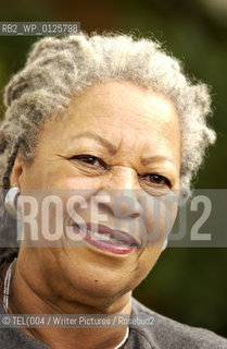 IMAGES FOR SCOTSMAN FESTIVAL REVIEW 2004.28.08.04.PIC SHOWS - EDINBURGH INTERNATIONAL BOOK FESTIVAL 2004. AUTHOR TONI MORRISON..©TEL(004/Writer Pictures/Rosebud2