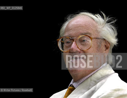 John Mortimer author and writer  CREDIT©Writer Pictures/Rosebud2