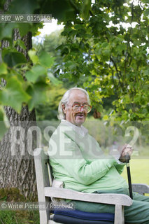 John Mortimer author and writer  CREDIT©Writer Pictures/Rosebud2