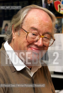 Writer John Mortimer, creator of Rumpole of the Bailey at the Edinburgh International Book Festival...Copyright©Pascal Saez/Writer Pictures/Rosebud2