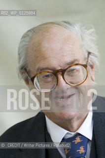 John Mortimer,author ,creator of Rumpole of The Bailey and a new novel Quite Honestly..©. CREDIT/Writer Pictures/Rosebud2