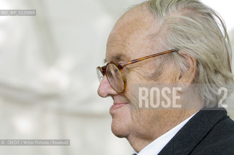 John Mortimer,author ,creator of Rumpole of The Bailey and a new novel Quite Honestly..©. CREDIT/Writer Pictures/Rosebud2