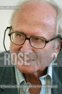 British writer Nicholas Mosley, author of Inventing God and Hopeful Monsters, which won the 1990 Whitbread Prize, here at the Edinburgh International Book Festival 2003..                                             .copyright©Pascal Saez.Pascal Saez/Writer Pictures/Rosebud2