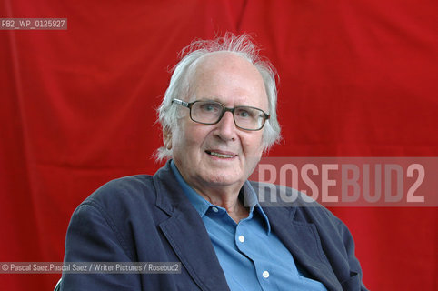 British writer Nicholas Mosley, author of Inventing God and Hopeful Monsters, which won the 1990 Whitbread Prize, here at the Edinburgh International Book Festival 2005..                                             .copyright©Pascal Saez.Pascal Saez/Writer Pictures/Rosebud2