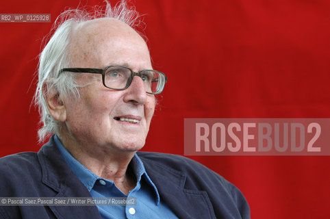 British writer Nicholas Mosley, author of Inventing God and Hopeful Monsters, which won the 1990 Whitbread Prize, here at the Edinburgh International Book Festival 2005..                                             .copyright©Pascal Saez.Pascal Saez/Writer Pictures/Rosebud2