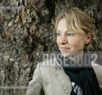 Kate Mosse on the publication day of her new novel Sepulchre (31st October 2007)
©Writer Pictures/Rosebud2