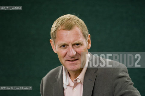 Andrew Motion,The Poet Laureate, novelist and biographer.He will publish a chilhood autobiogra©Writer Pictures/Rosebud2