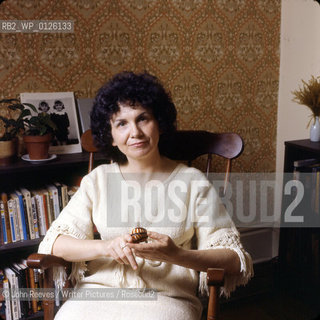 Canadian Writer Alice Munroe photographed in 1975..Copyright©John Reeves/Writer Pictures/Rosebud2