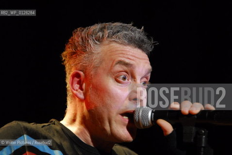 Italian singer Tiziano Zerbinati sings Alejandro Jodorowskys poems in Caminos invisi©Writer Pictures/Rosebud2