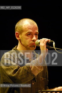 Belgian Poet Vincent Tholomé and Maja Jantar perform together during the Booklegs Fi©Writer Pictures/Rosebud2