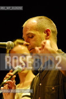 Belgian Poet Vincent Tholomé and Maja Jantar perform together during the Booklegs Fi©Writer Pictures/Rosebud2