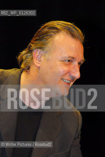 Italian Editor Antonio Bertoli (Citylights Italia - Florence) reads extracts from his ©Writer Pictures/Rosebud2