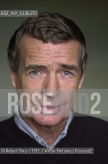 William McIlvanney. , Scotland on Sunday.        ..copyright©Robert Perry/TSPL/Writer Pictures/Rosebud2