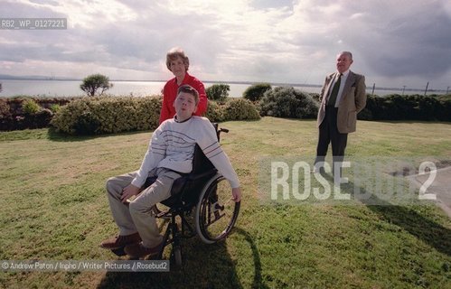 Christopher Nolan at his home in Sutton, Dublin in 1999..Copyright©Andrew Paton/Inpho/Writer Pictures/Rosebud2