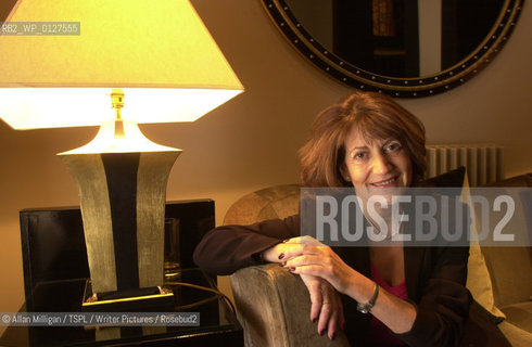 Susie Orbach author of food and health book.9th January 2002..©Allan Milligan/TSPL/Writer Pictures/Rosebud2