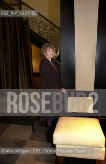 Susie Orbach author of food and health book.9th January 2002..©Allan Milligan/TSPL/Writer Pictures/Rosebud2