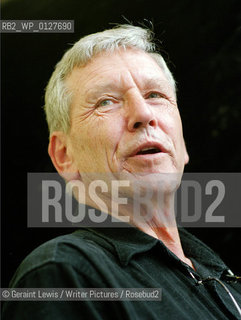 Amos Oz at the Edinburgh Book Festival 2002.....Copyright©Geraint Lewis/Writer Pictures/Rosebud2