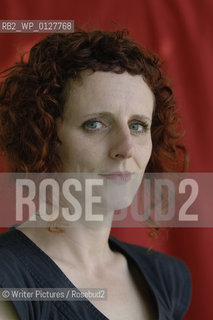 PIC: ROB MCDOUGALL / WRITERS PICTURES.EDINBURGH BOOK FESTIVAL 2005.MAGGIE OFARRELL
©Writer Pictures/Rosebud2