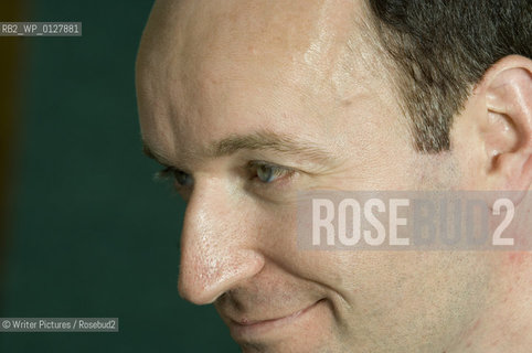 Andrew OHagan,Scotish Writer shortlisted for the Booker Prize 2006. His new novel is Be Near Me  . CREDIT Geraint Lewis
©Writer Pictures/Rosebud2