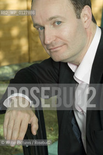 Andrew OHagan,Scotish Writer shortlisted for the Booker Prize 2006. His new novel is Be Near Me  . CREDIT Geraint Lewis
©Writer Pictures/Rosebud2