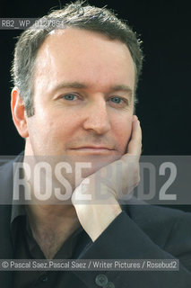 Scottish writer, critic, commentator and thinker Andrew OHagan, author of novels such as The Missing, at the Edinburgh International Book Festival 2004.                ..Copyright©Pascal Saez.Pascal Saez/Writer Pictures/Rosebud2