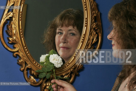 Author Janet Paisley, near Falkirk - 20 Jun 2007.© phot©Writer Pictures/Rosebud2