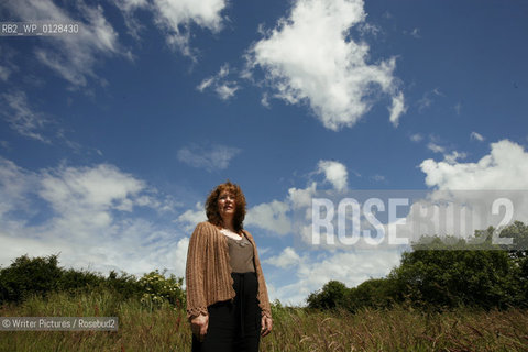 Author Janet Paisley, near Falkirk - 20 Jun 2007.© phot©Writer Pictures/Rosebud2