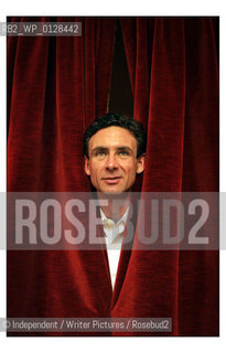 Chuck Palahniuk author of FIGHT CLUB photographed in London.. .copyright©Independent/Writer Pictures/Rosebud2