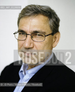 Author William Palmer: Works:   The India House/The Pardon of St Anne/Four Last Things/The Contract..©..©Photo/Writer Pictures/Rosebud2