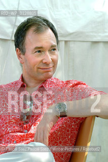 British writer Tony Parsons, author of Man and Boy.at the Edinburgh International Book Festival 2004..Copyright©Pascal Saez.Pascal Saez/Writer Pictures/Rosebud2