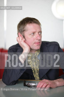 Glen Patterson at the Wigtown Book Festival, 2007.copyright©Angus Bremner/Writer Pictures/Rosebud2