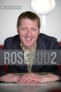 Glen Patterson at the Wigtown Book Festival, 2007.copyright©Angus Bremner/Writer Pictures/Rosebud2