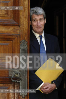 Jeremy Paxman at the Edinburgh International Television Festival, McEwan Hall, Edinburgh University, 24/08/07..©./Writer Pictures/Rosebud2