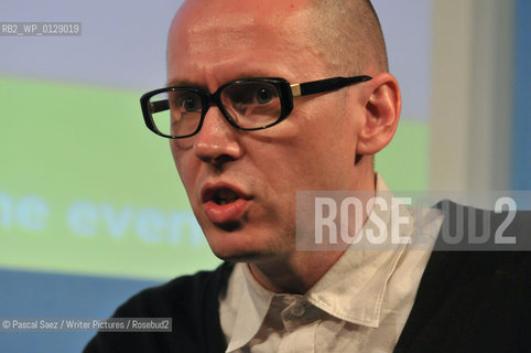 David Peace..copyright©Pascal Saez/Writer Pictures/Rosebud2