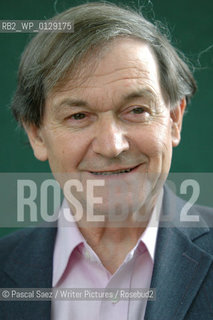 British writer and scientist Roger Penrose, author of The Road To Reality: A Complete Guide To The Laws Of The Universe at the Edinburgh International Book Festival...Copyright©Pascal Saez/Writer Pictures/Rosebud2