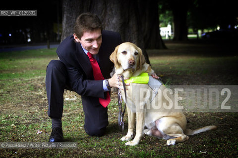 Writer Clare Pettitt, author of Dr Livingstone, I presume?, at the Edinburgh International Book Festival 2007. ..Copyright©Pascal Saez/Writer Pictures/Rosebud2