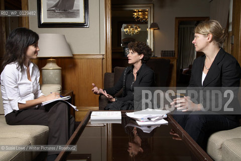 Canadian Psychologist, Writer and Journalist Susan Pinker photographed at Channings Hotel Edinburgh to accompany an interview by Katya Timms and Samiha Shafy for Der Spiegel, Germany .31/08/2008..Copyright©Susie Lowe/Writer Pictures/Rosebud2