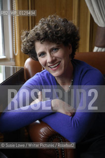 Canadian Psychologist, Writer and Journalist Susan Pinker photographed at Channings Hotel Edinburgh to accompany an interview by Katya Timms and Samiha Shafy for Der Spiegel, Germany .31/08/2008..Copyright©Susie Lowe/Writer Pictures/Rosebud2