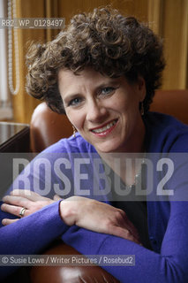 Canadian Psychologist, Writer and Journalist Susan Pinker photographed at Channings Hotel Edinburgh to accompany an interview by Katya Timms and Samiha Shafy for Der Spiegel, Germany .31/08/2008..Copyright©Susie Lowe/Writer Pictures/Rosebud2