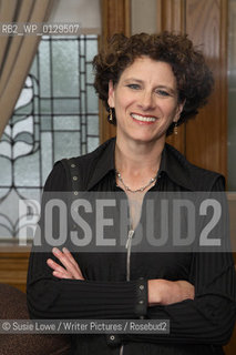 Canadian Psychologist, Writer and Journalist Susan Pinker photographed at Channings Hotel Edinburgh to accompany an interview by Katya Timms and Samiha Shafy for Der Spiegel, Germany .31/08/2008..Copyright©Susie Lowe/Writer Pictures/Rosebud2