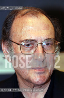 DTJT..©.9.2.04../Writer Pictures/Rosebud2