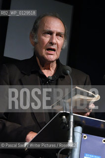 Nobel Prize-winning playwright and poet Harold Pinter at the Edinburgh International Book Festival...Copyright©Pascal Saez/Writer Pictures/Rosebud2