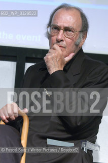 Nobel Prize-winning playwright and poet Harold Pinter at the Edinburgh International Book Festival...Copyright©Pascal Saez/Writer Pictures/Rosebud2