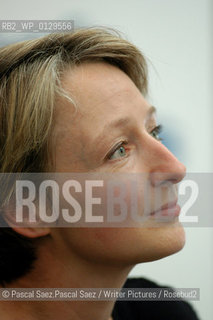 British writer and jourmalist Joanna Pitman.at the Edinburgh International Book Festival 2003.                                                 .copyright©Pascal Saez.Pascal Saez/Writer Pictures/Rosebud2