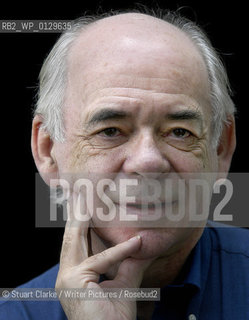 Plaque Shows: Oscar Wilde. Playwriter & Wit. Haymarket Theatre...copyright©Stuart Clarke/Writer Pictures/Rosebud2