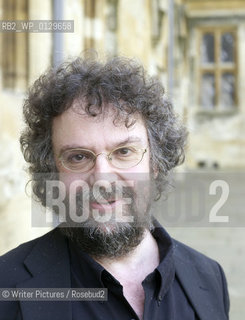 Stephen Poliakoff,screenwriter,director and playwrite at The Oxford Literary Festival in Christ Church College in Oxford. CREDIT Geraint Lewis
©Writer Pictures/Rosebud2