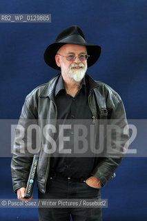 Terry Pratchett at The Edinburgh International Book Festival 2008..Copyright©Pascal Saez/Writer Pictures/Rosebud2