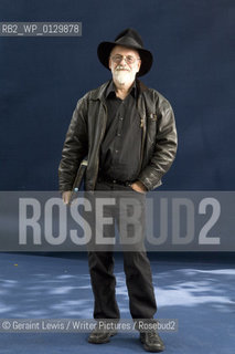 Terry Pratchett..Copyright©Geraint Lewis/Writer Pictures/Rosebud2
